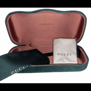 ✨GUCCI✨ Green Velvet Large Glasses Acessories
